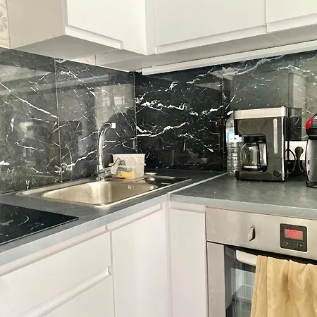 Apartamento Le Studio, Proche
